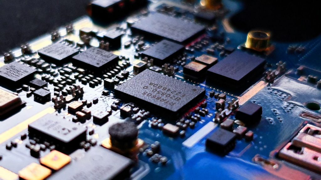 The Implications Of Semiconductor FAT Outsourcing